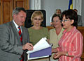 Директора николаевских библиотек получили акты передачи книг в библиотеки города